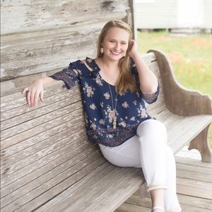 Meet your Posher, Makayla